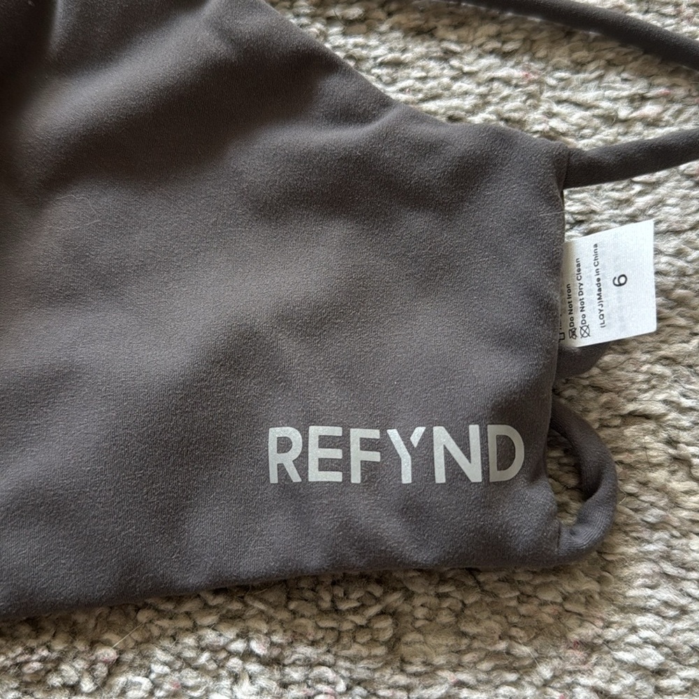Refynd Solids Collection: Bras - Picture 4 of 8